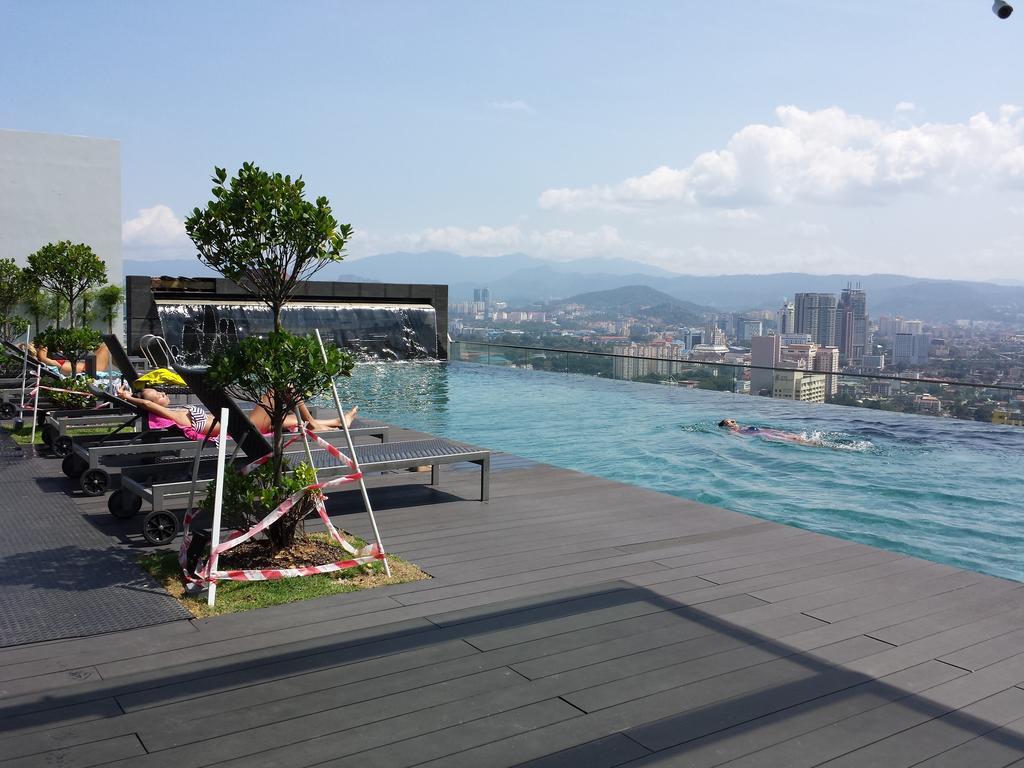 Amazing Klcc View @ Regalia Residence Kuala Lumpur Exterior photo