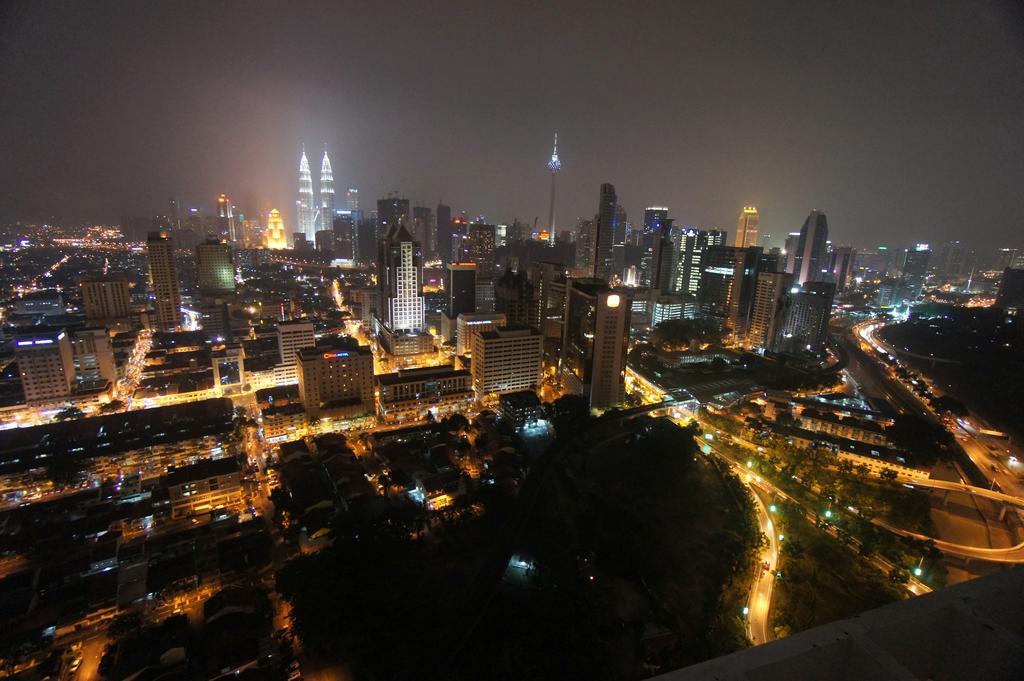 Amazing Klcc View @ Regalia Residence Kuala Lumpur Exterior photo