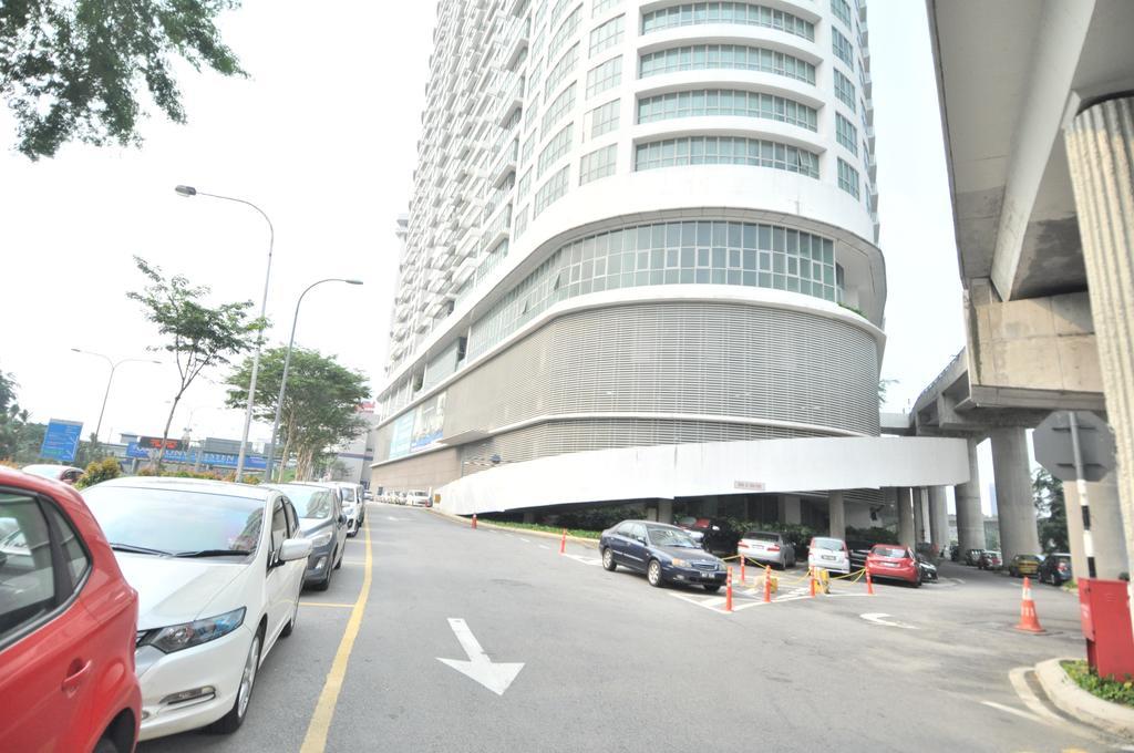 Amazing Klcc View @ Regalia Residence Kuala Lumpur Exterior photo